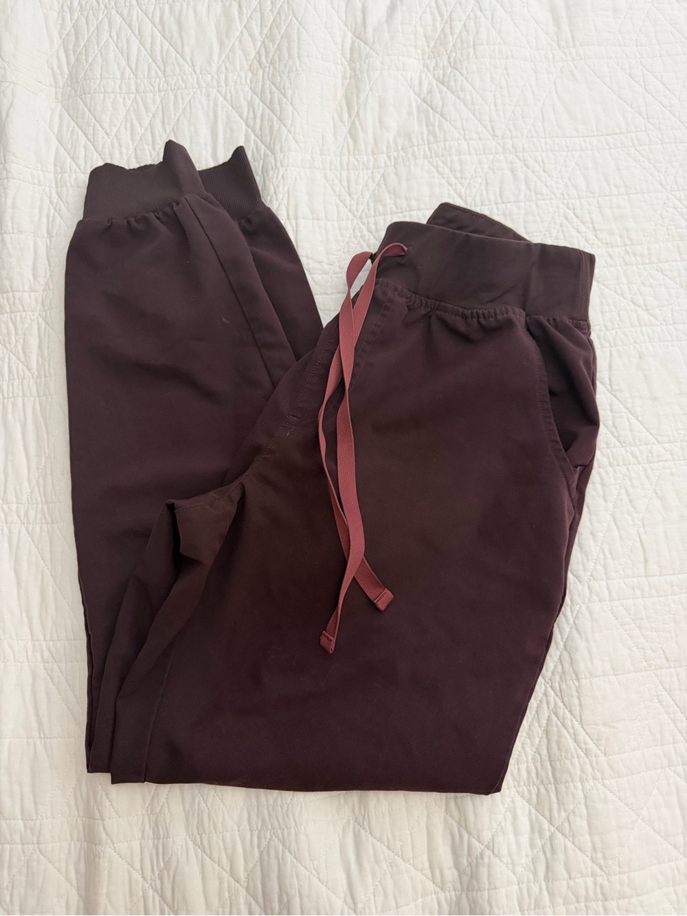 Espresso FIGS joggers